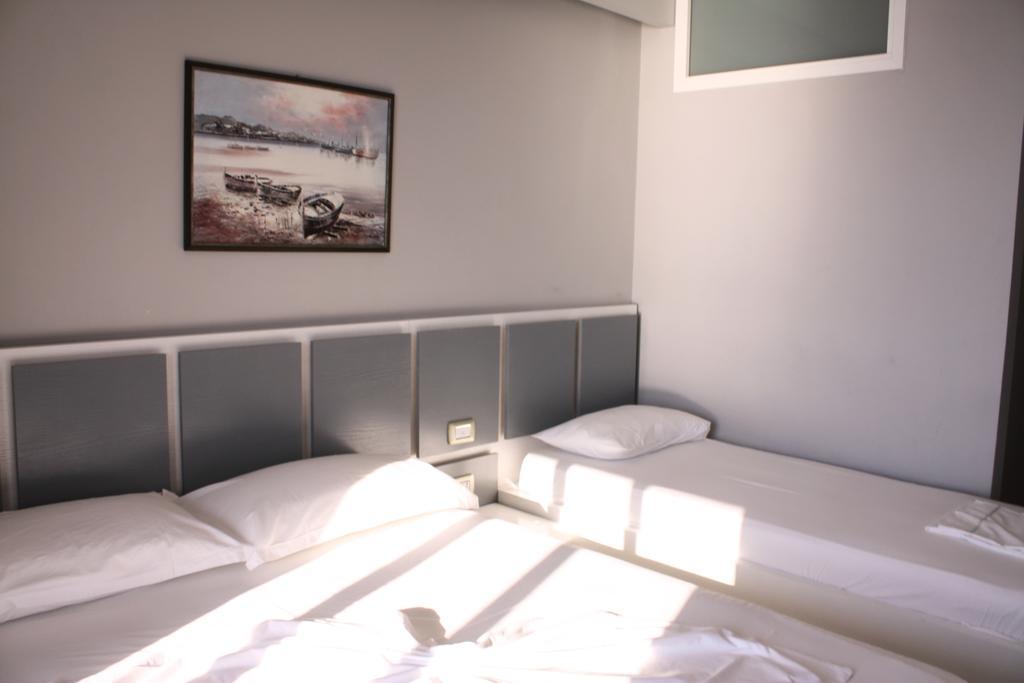 Triple Room Sea View