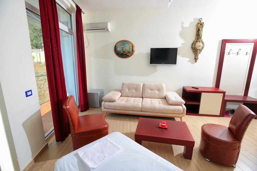 Deluxe Suite Sea View